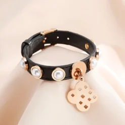 Wholesale Jewelry Hollow Flower Pendant Inlaid Pearl Stainless Steel Bracelet Nihaojewelry -Deals Glis Jewel Store 1427480904372195328