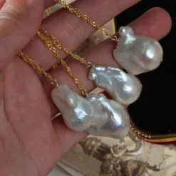Retro Irregular Natural Freshwater Pearl Plating Pendant Necklace 1 Piece