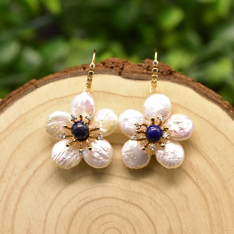 Simple Style Flower Pearl Plating Pearl Zircon Drop Earrings 1 Pair 4 Simple Style Flower Pearl Plating Pearl Zircon Drop Earrings 1 Pair - Image 4