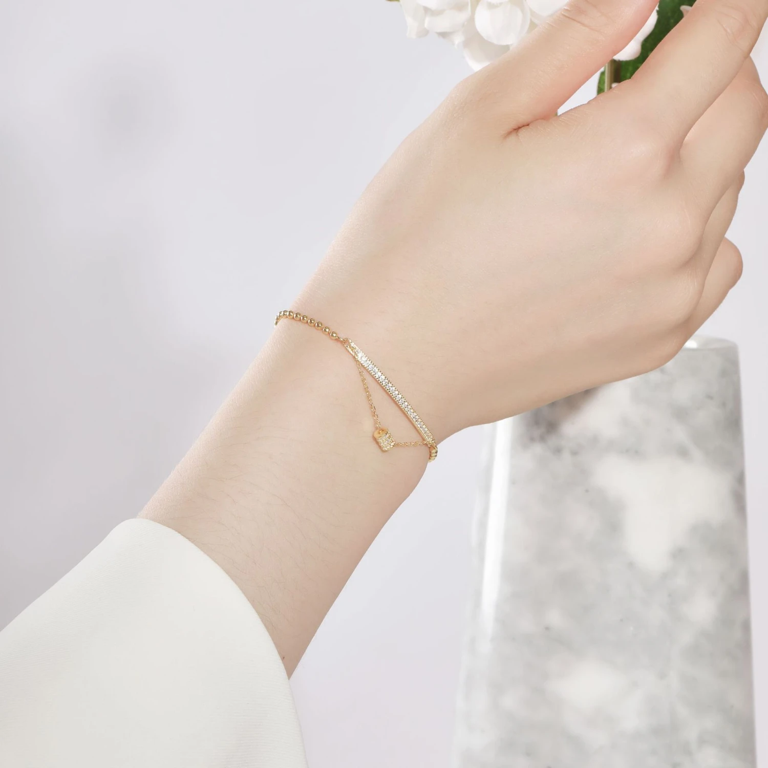 Simple Style Solid Color Sterling Silver Plating Inlay Zircon Bracelets 3 Simple Style Solid Color Sterling Silver Plating Inlay Zircon Bracelets - Image 3