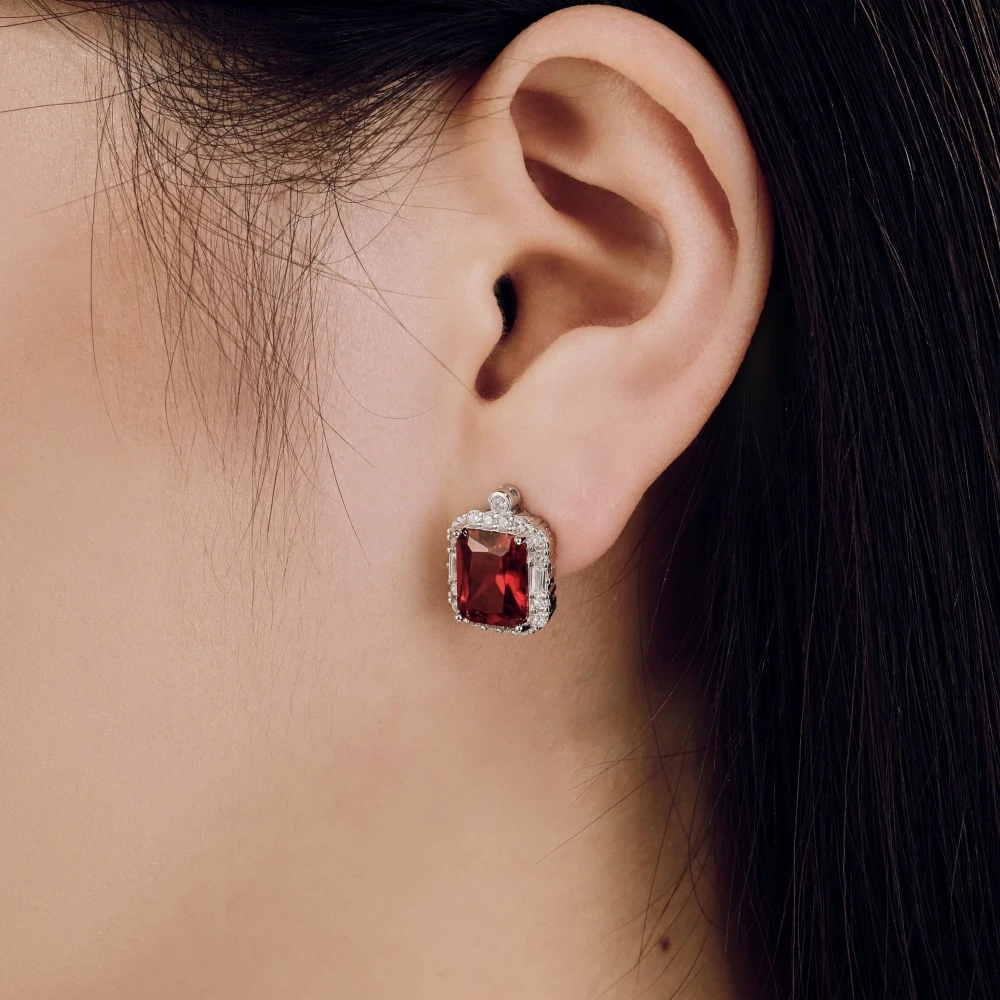 1 Pair Luxurious Rectangle Sterling Silver Plating Inlay Zircon Ear Studs 3 1 Pair Luxurious Rectangle Sterling Silver Plating Inlay Zircon Ear Studs - Image 3