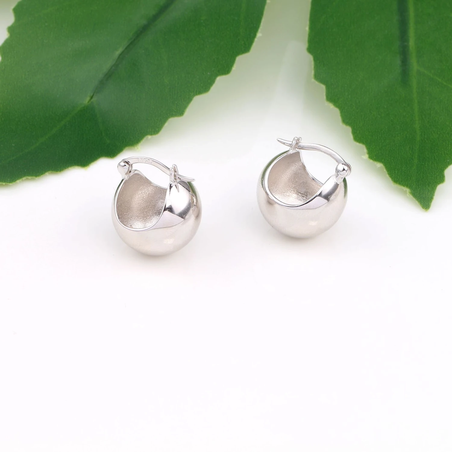1 Pair Simple Style Ball Sterling Silver Plating White Gold Plated Gold Plated Earrings 3 1 Pair Simple Style Ball Sterling Silver Plating White Gold Plated Gold Plated Earrings - Image 3