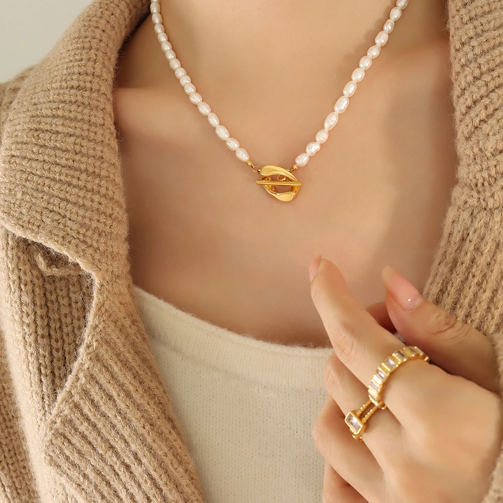 Elegant Baroque Style Solid Color Titanium Steel Plating 18K Gold Plated Necklace 3 Elegant Baroque Style Solid Color Titanium Steel Plating 18K Gold Plated Necklace - Image 3