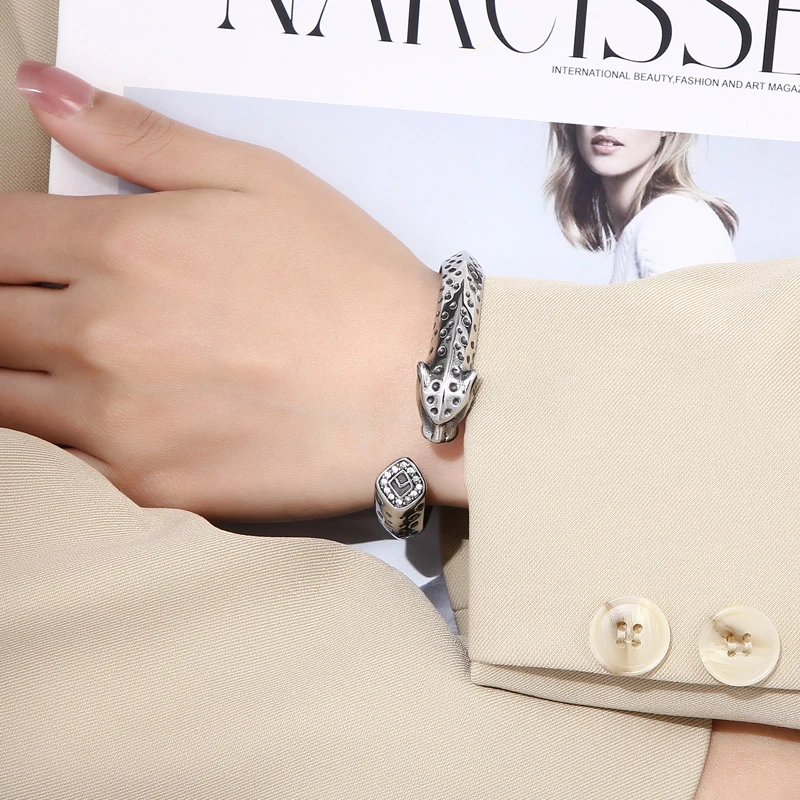 Hip-Hop Snake Titanium Steel Plating Bangle 2 Hip-Hop Snake Titanium Steel Plating Bangle - Image 2