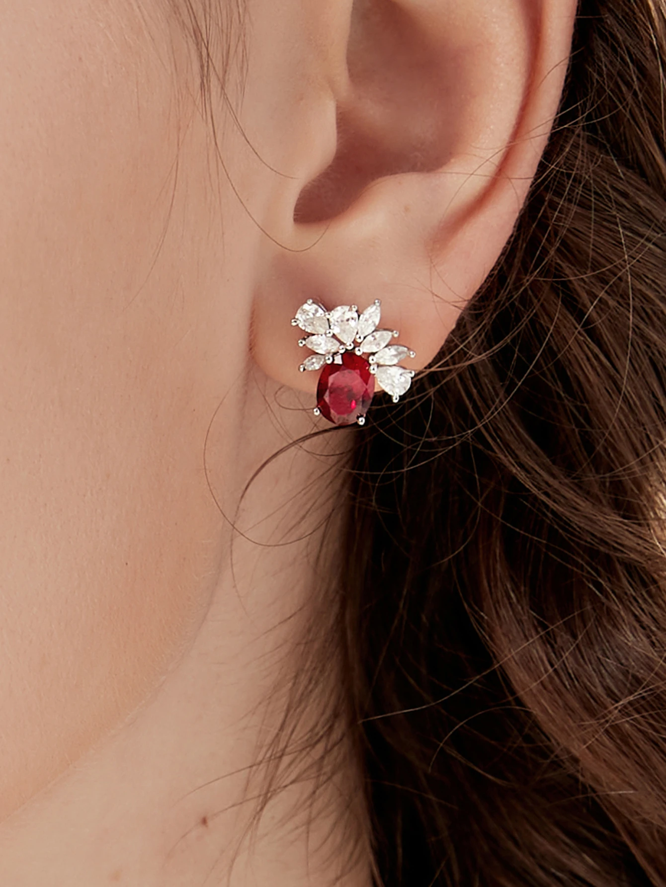 1 Pair Luxurious Queen Shiny Petal Plating Inlay Sterling Silver High Carbon Diamond White Gold Plated Ear Studs 8 1 Pair Luxurious Queen Shiny Petal Plating Inlay Sterling Silver High Carbon Diamond White Gold Plated Ear Studs - Image 8