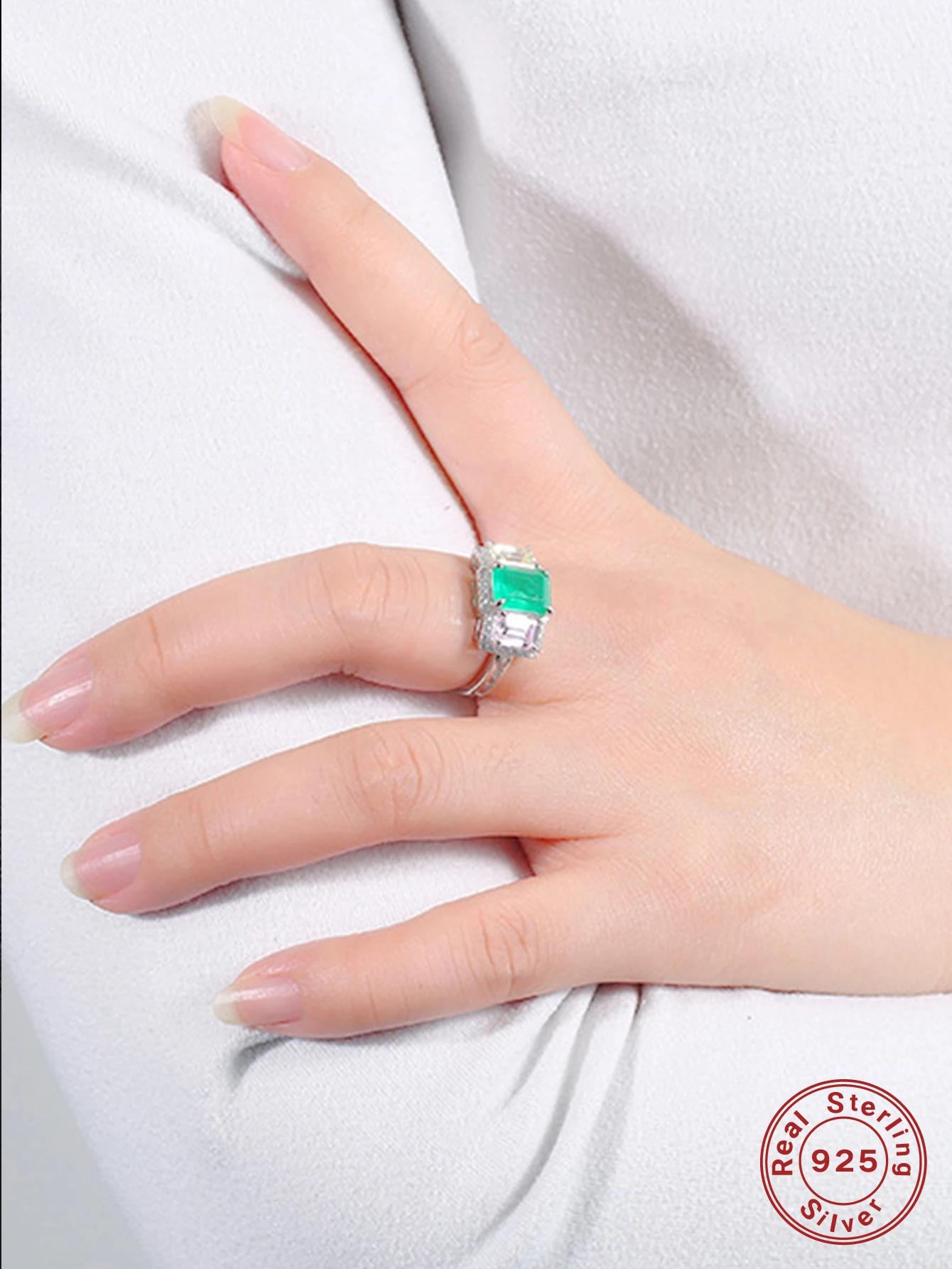 Wholesale Classical Luxurious Shiny Geometric Sterling Silver Plating Inlay White Gold Plated High Carbon Diamond Rings 2 Wholesale Classical Luxurious Shiny Geometric Sterling Silver Plating Inlay White Gold Plated High Carbon Diamond Rings - Image 2