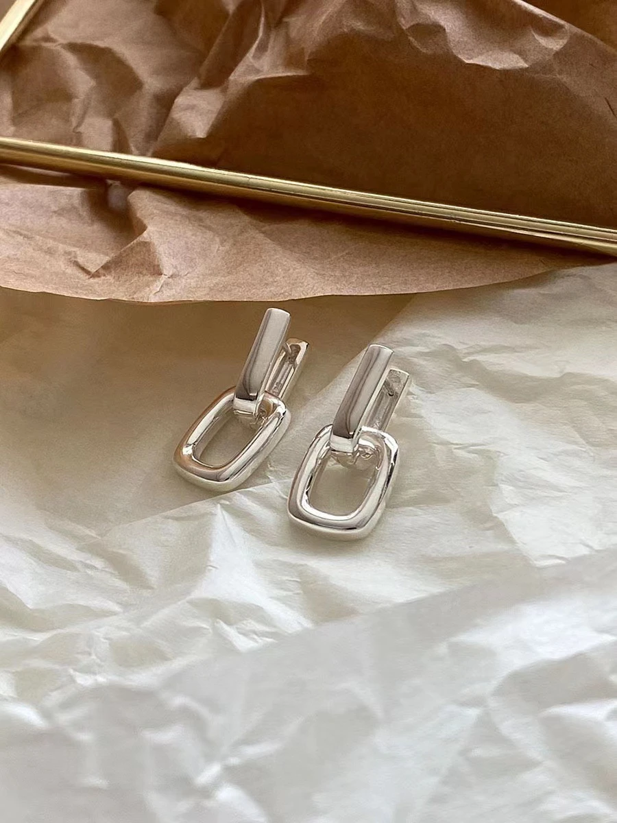 1 Pair IG Style Simple Style Solid Color Plating Sterling Silver 18K Gold Plated Earrings 4 1 Pair IG Style Simple Style Solid Color Plating Sterling Silver 18K Gold Plated Earrings - Image 4