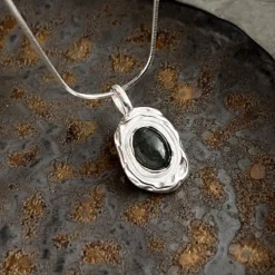 Casual Simple Style Oval Sterling Silver Turquoise Pendant Necklace In Bulk