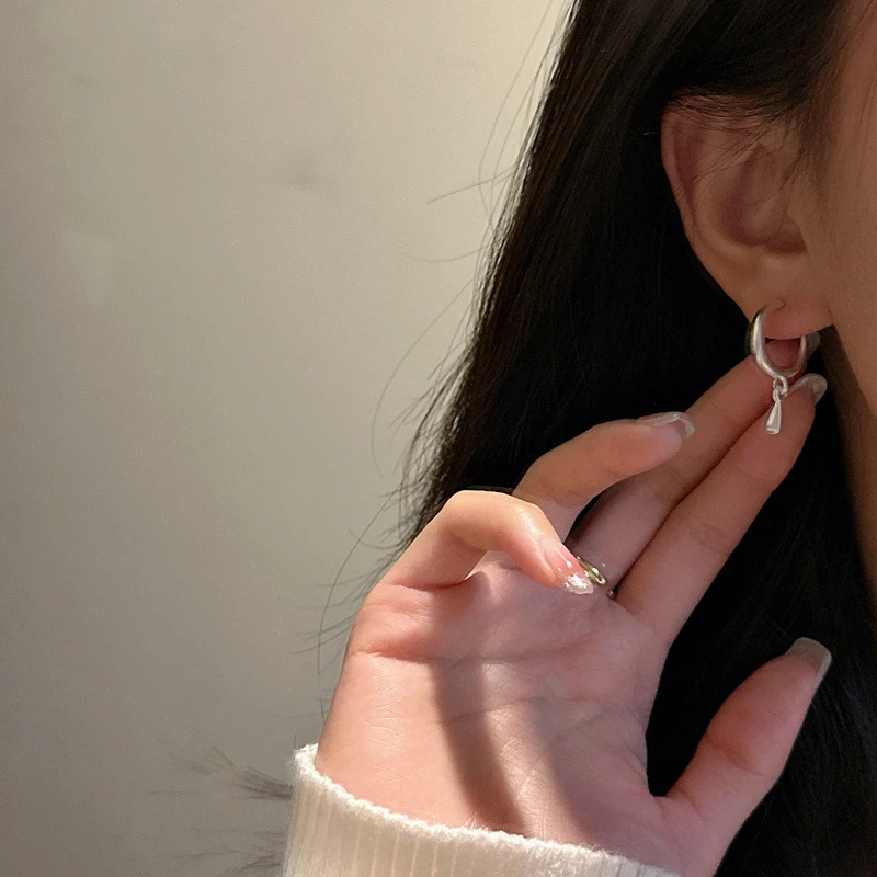 1 Pair Retro Water Droplets Polishing Sterling Silver Earrings 4 1 Pair Retro Water Droplets Polishing Sterling Silver Earrings - Image 4