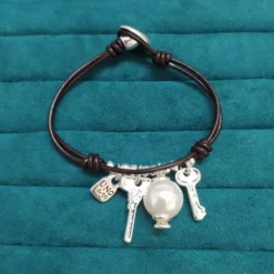 Sweet Key Silver Plated Bracelets In Bulk -Deals Glis Jewel Store 1676799036562214912