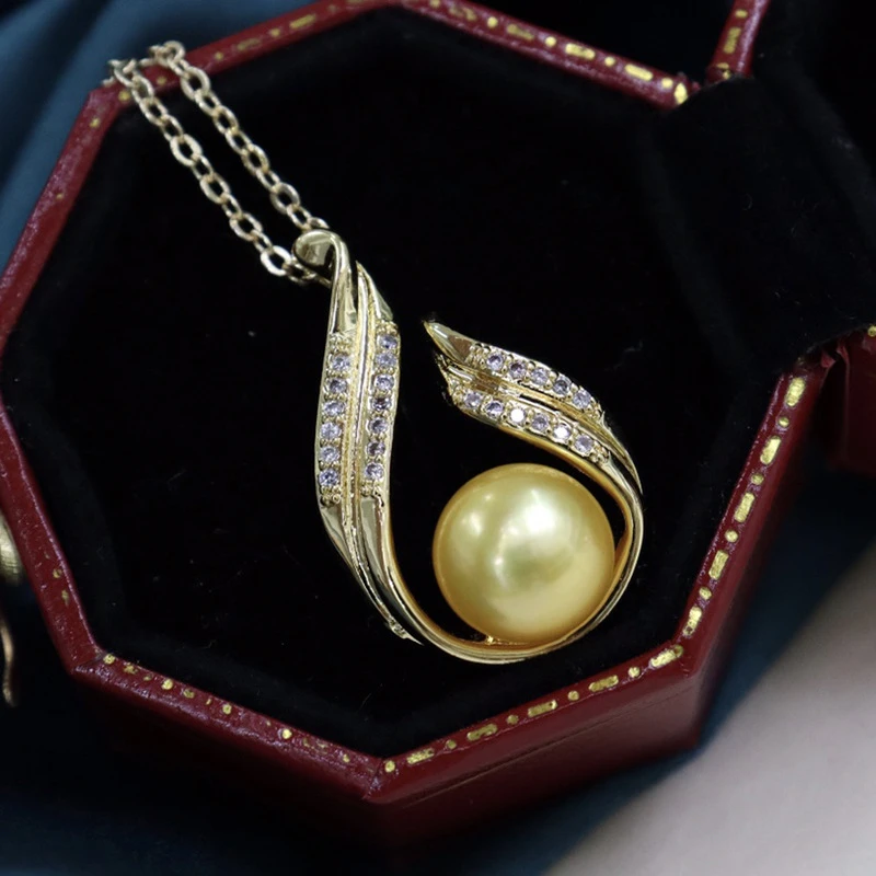 Elegant Simple Style Geometric Copper Inlay Freshwater Pearl Zircon Pendant Necklace 4 Elegant Simple Style Geometric Copper Inlay Freshwater Pearl Zircon Pendant Necklace - Image 4