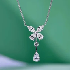 Lady Butterfly V Gold Inlay Zircon Women's Pendant Necklace -Deals Glis Jewel Store 1678933334954217472